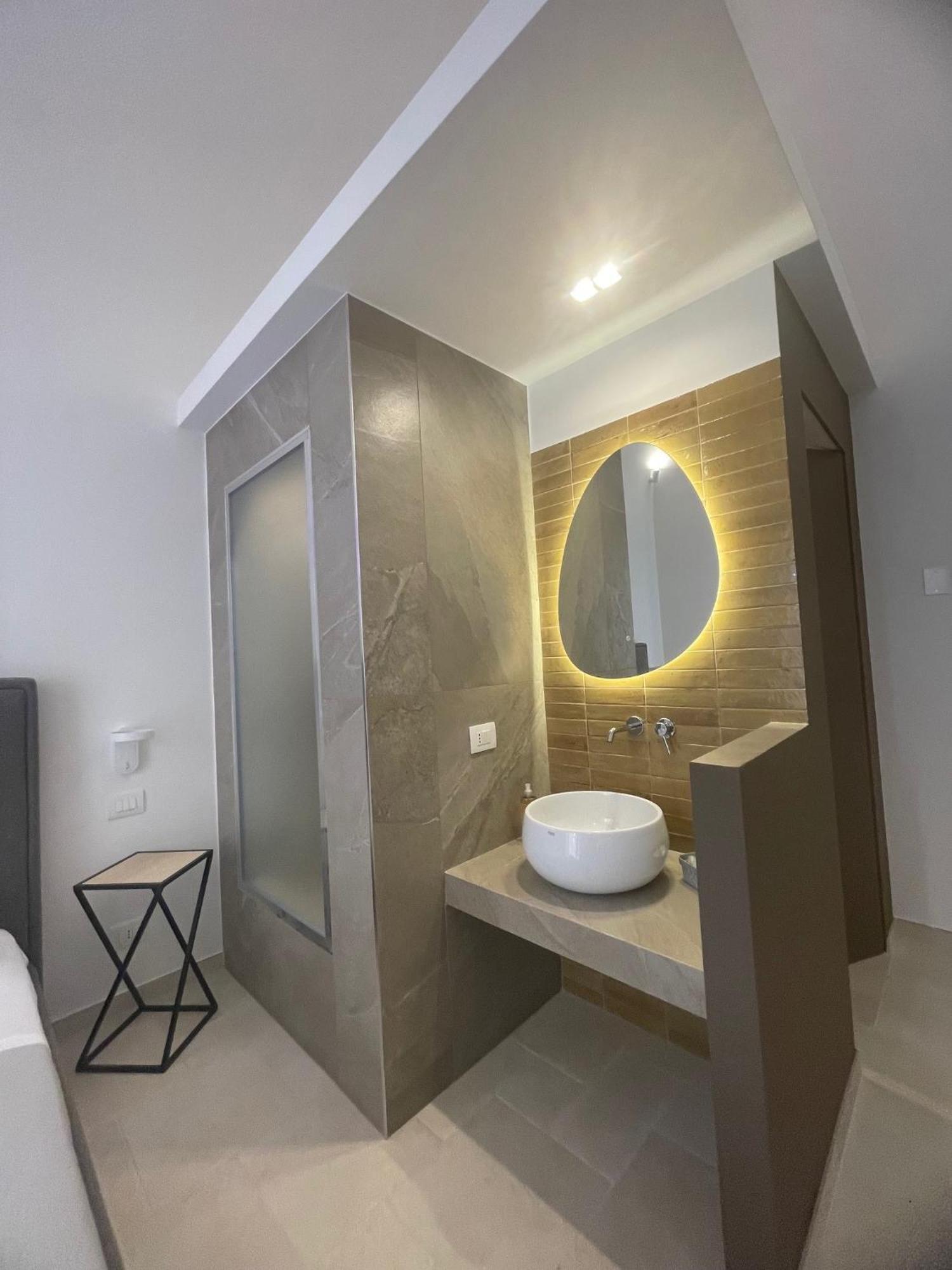 Hotel Civico 38 - Le Tre Chiavi Bari Zewnętrze zdjęcie
